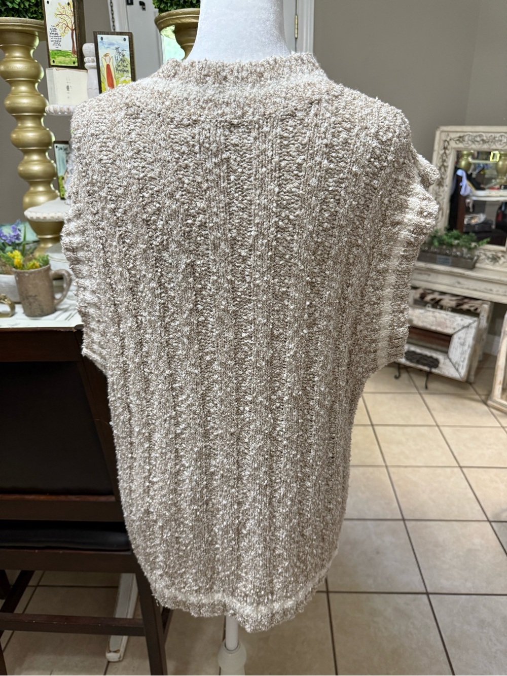 Promesa Neutral Marled Knit Vest in Beige and Cream Size : Large - Picture 6 of 7